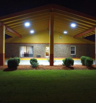 Cross Roads Motel Trenton 1