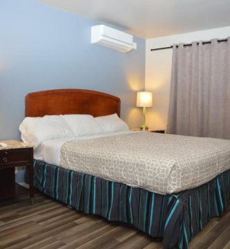 Glass Slipper Inn 3