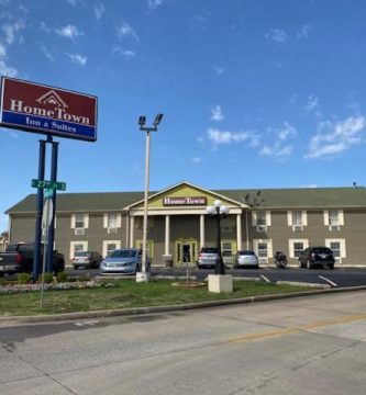 Hometown Inn & Suites Tulsa 1