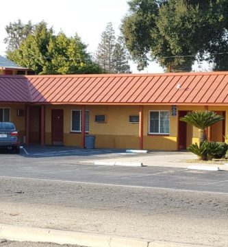 Reedley Inn 1